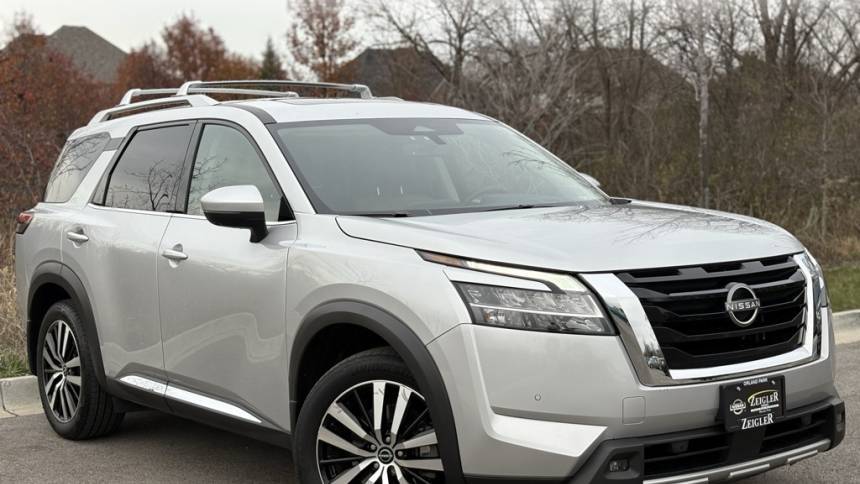 2023 Nissan Pathfinder Platinum — SUV — 15,522 mi — Orland Park, IL