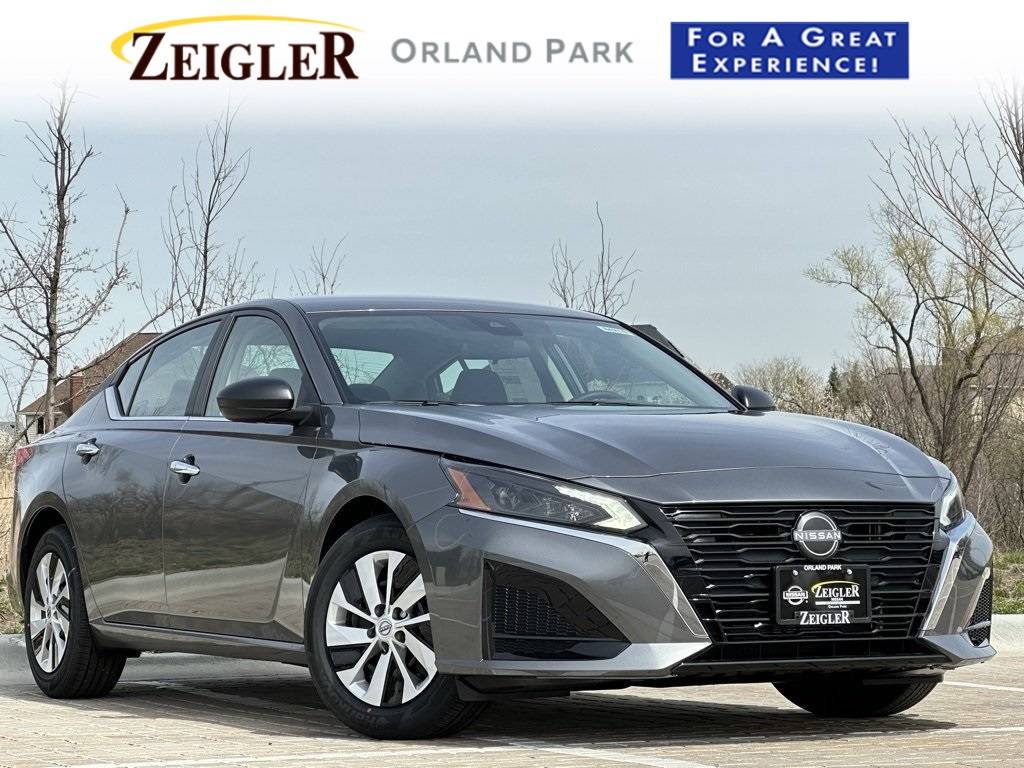 2025 Nissan Altima S — Sedan — 6,560 mi — Orland Park, IL