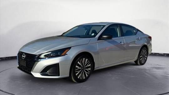 2024 Nissan Altima SV — Sedan — 13,189 mi — Knoxville, TN
