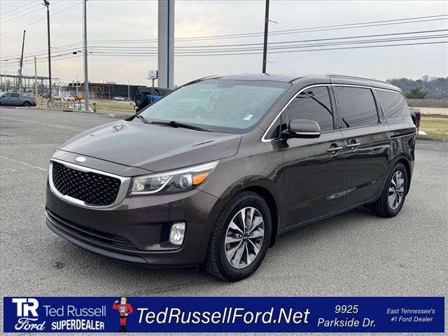 2015 Kia Sedona SX — Minivan — 220,431 mi — Knoxville, TN