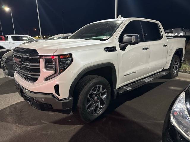 2025 GMC Sierra 1500 SLT — Pickup Truck — 7,800 mi — Pasco, WA