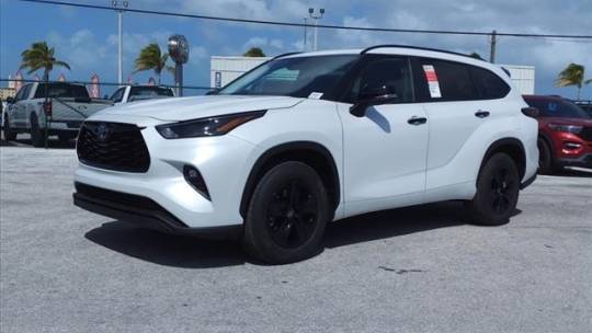 2024 Toyota Highlander Hybrid XLE — SUV — 1,366 mi — Key West, FL