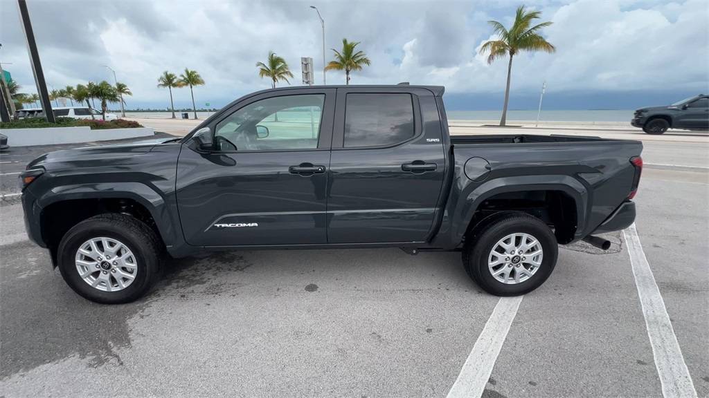 Thumbnail 5