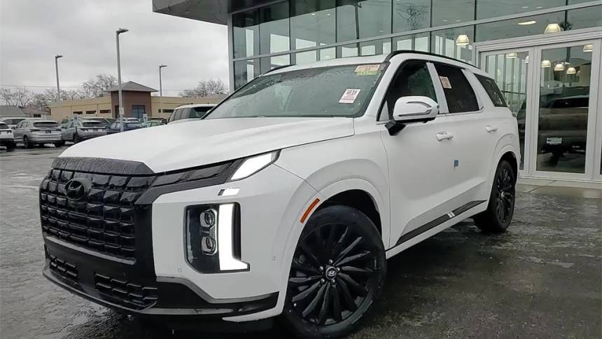 2024 Hyundai Palisade Calligraphy Night Edition — SUV — 9 mi — Elmhurst, IL