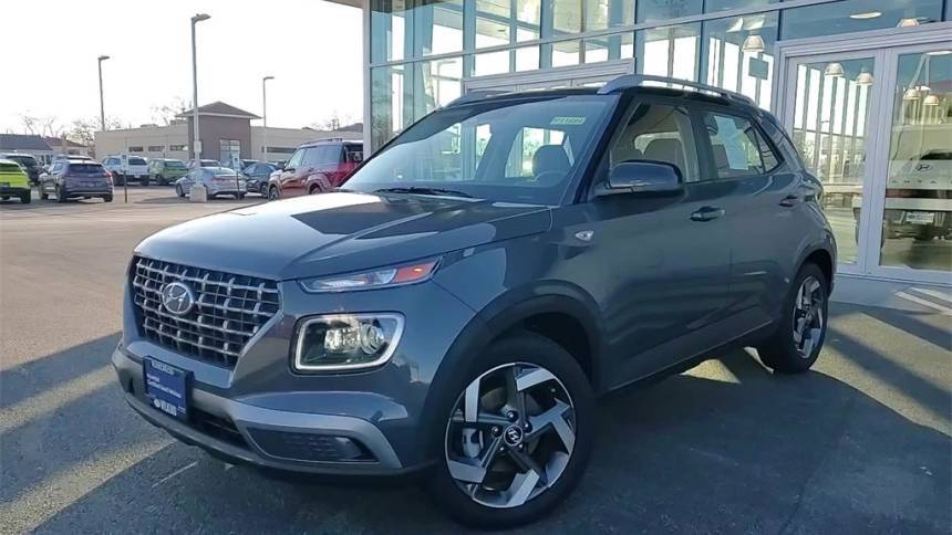 2024 Hyundai Venue Limited — SUV — 5,018 mi — Elmhurst, IL