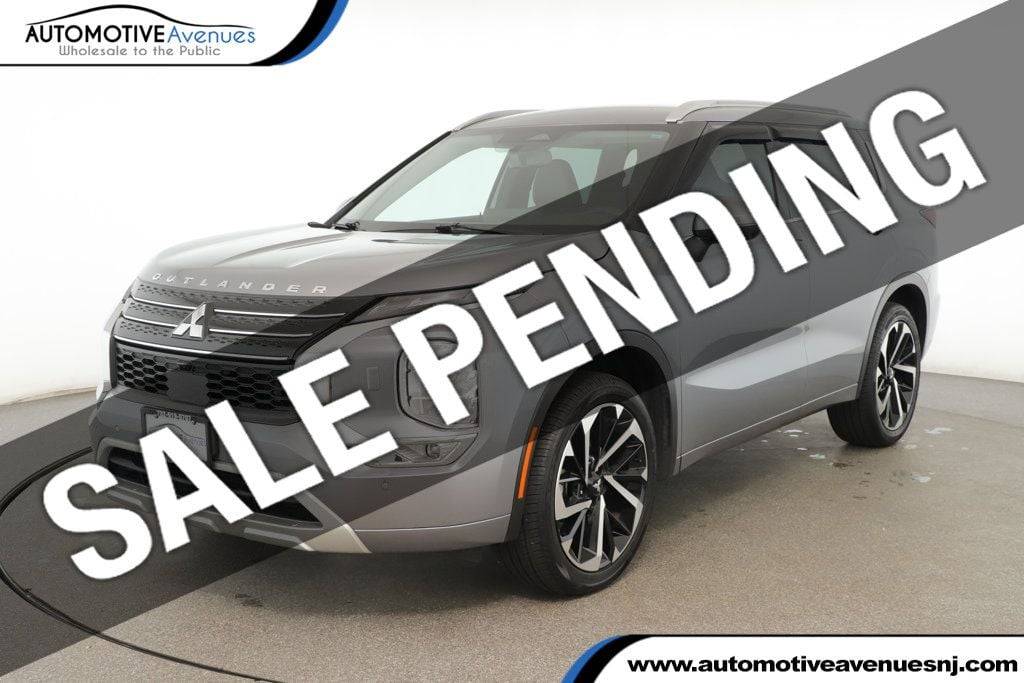 2022 Mitsubishi Outlander SEL — SUV — 11,567 mi — Wall Township, NJ