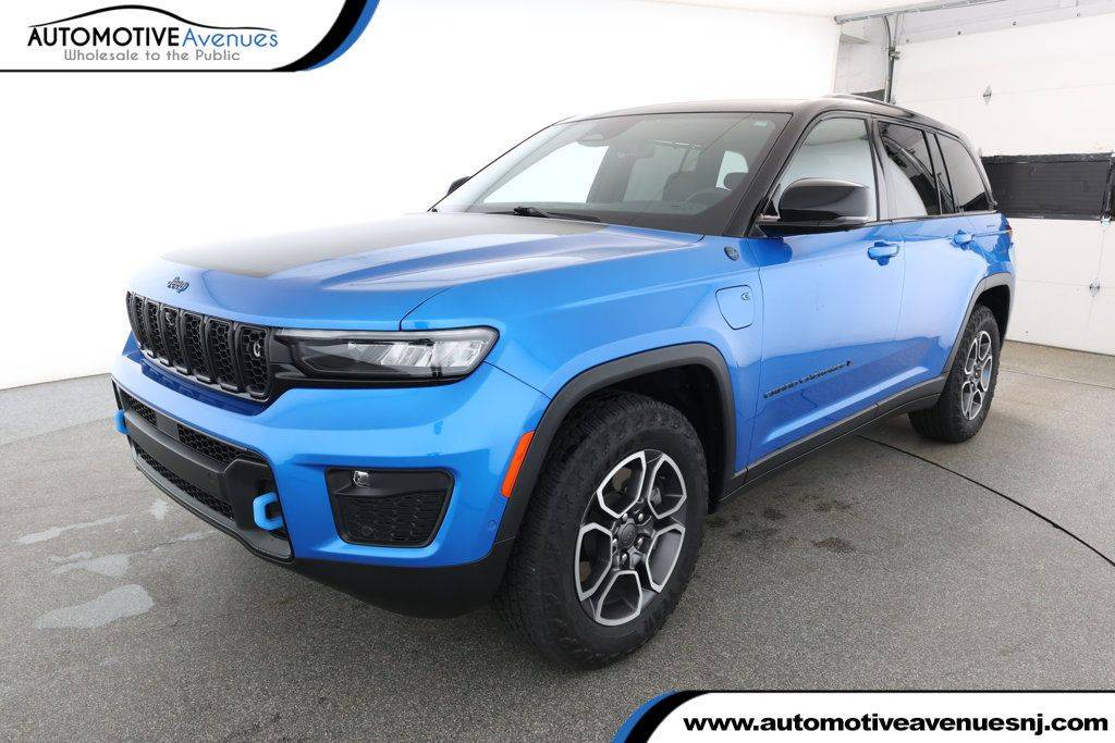 2022 Jeep Grand Cherokee Trailhawk 4xe — SUV — 7,975 mi — Wall Township, NJ