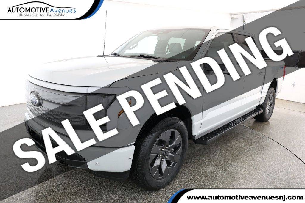 2023 Ford F-150 Lightning LARIAT — Pickup Truck — 22,712 mi — Wall Township, NJ