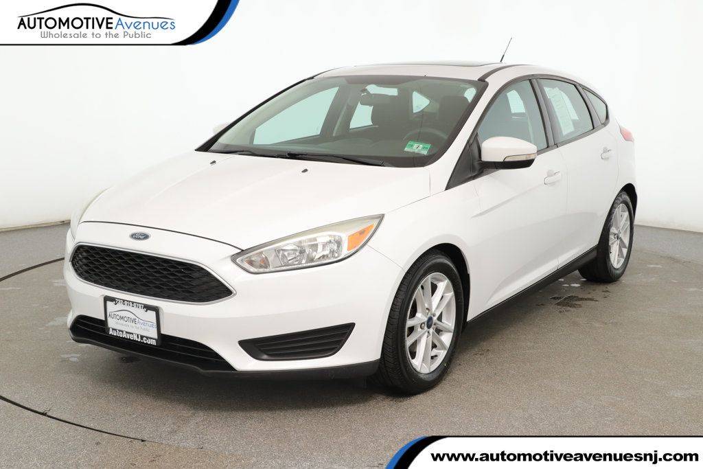 2016 Ford Focus SE — Hatchback — 76,802 mi — Wall Township, NJ