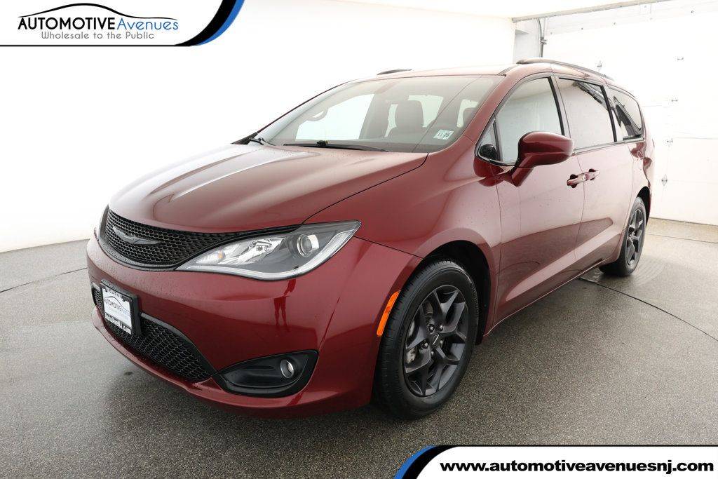 2020 Chrysler Pacifica Touring L — Minivan — 56,098 mi — Wall Township, NJ