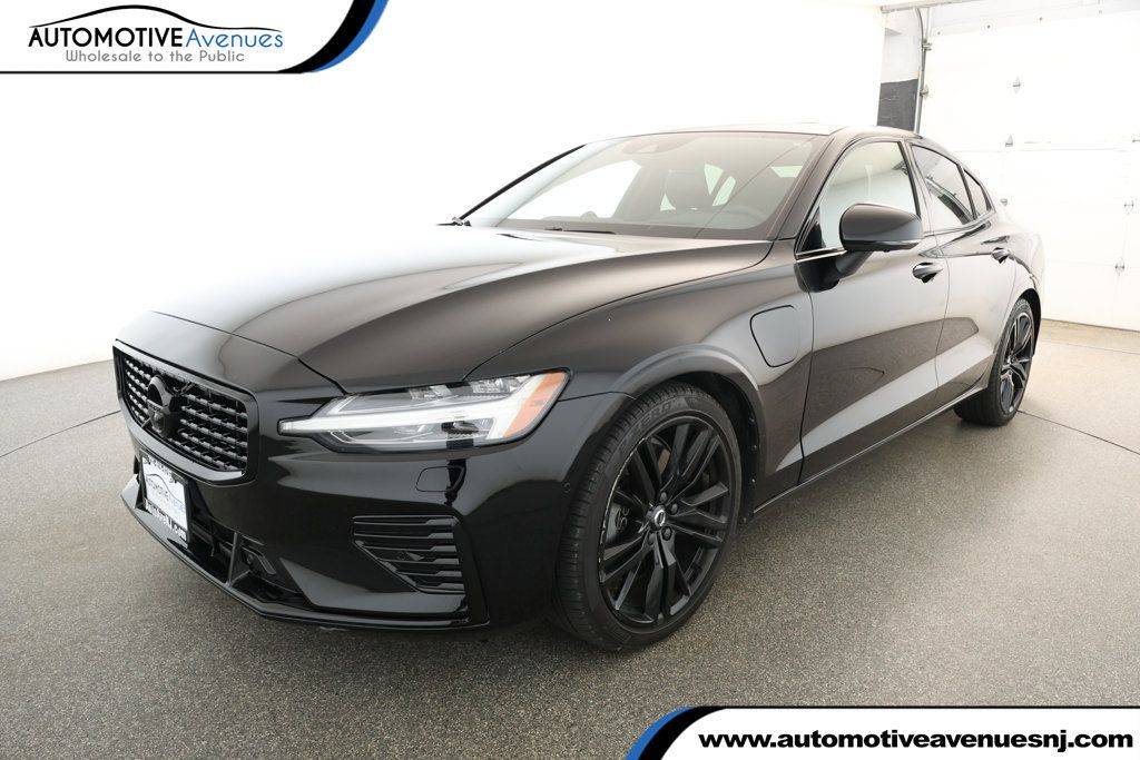 2022 Volvo S60 Recharge R-Design — Sedan — 57,604 mi — Wall Township, NJ