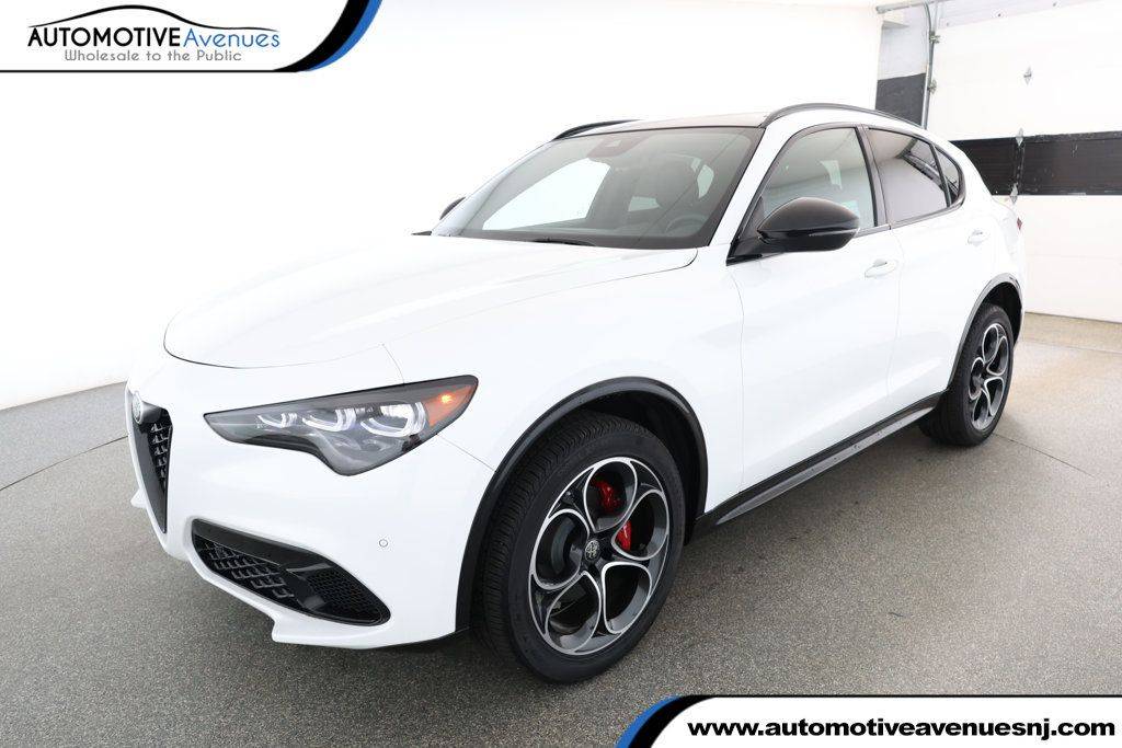 2024 Alfa Romeo Stelvio