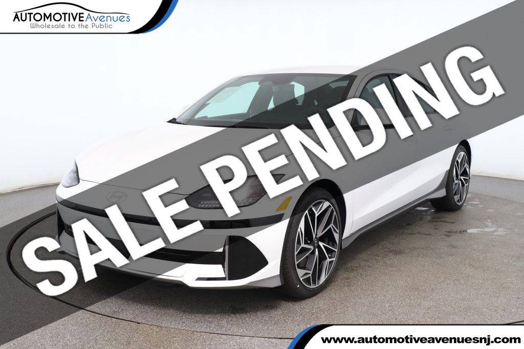 2025 Hyundai IONIQ 6 SEL — Sedan — 22 mi — Wall Township, NJ