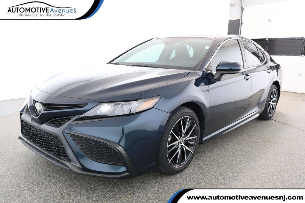 2021 Toyota Camry SE — Sedan — 26,156 mi — Wall Township, NJ