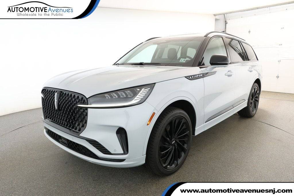 2025 Lincoln Aviator Reserve — SUV — 1,491 mi — Wall Township, NJ