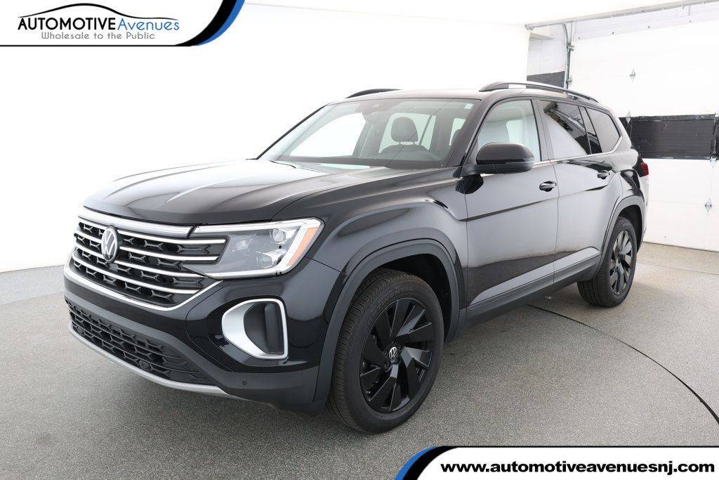 2024 Volkswagen Atlas SE with Technology — SUV — 8,486 mi — Wall Township, NJ