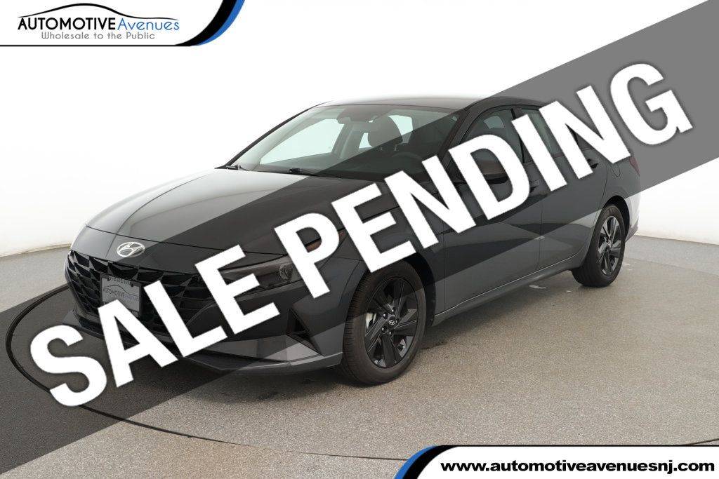 2023 Hyundai Elantra Hybrid Blue — Sedan — 6,567 mi — Wall Township, NJ