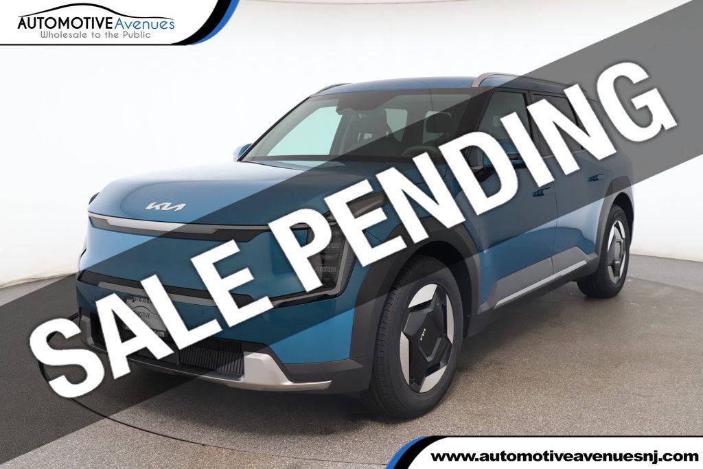 2024 Kia EV9 Wind — SUV — 17,928 mi — Wall Township, NJ