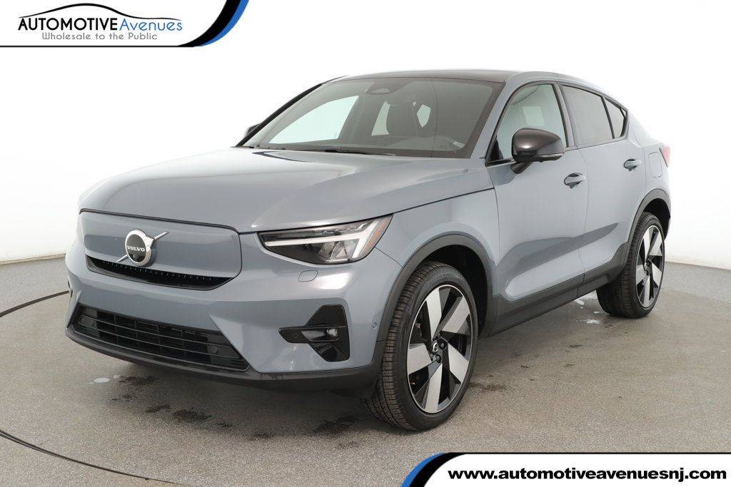 2023 Volvo C40 Recharge Ultimate — SUV — 3,595 mi — Wall Township, NJ
