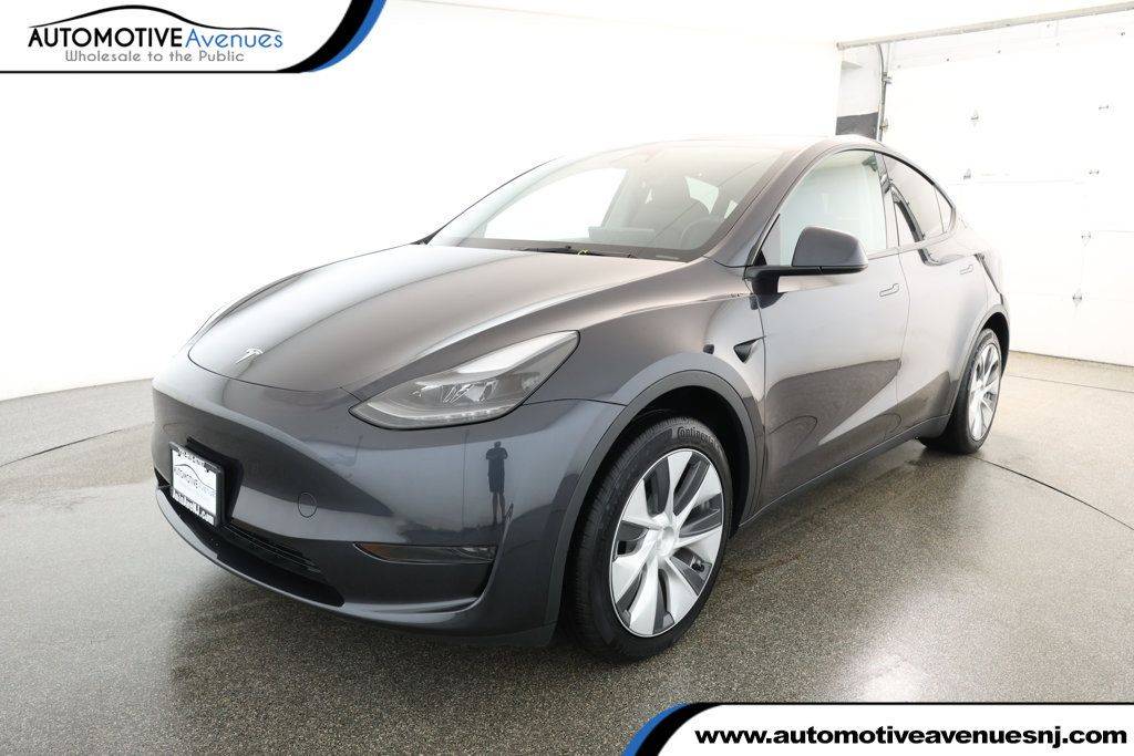 2024 Tesla Model Y Standard Range — SUV — 6,957 mi — Wall Township, NJ