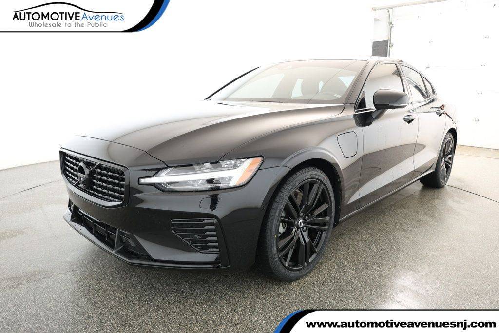 2022 Volvo S60 Recharge R-Design — Sedan — 44,364 mi — Wall Township, NJ