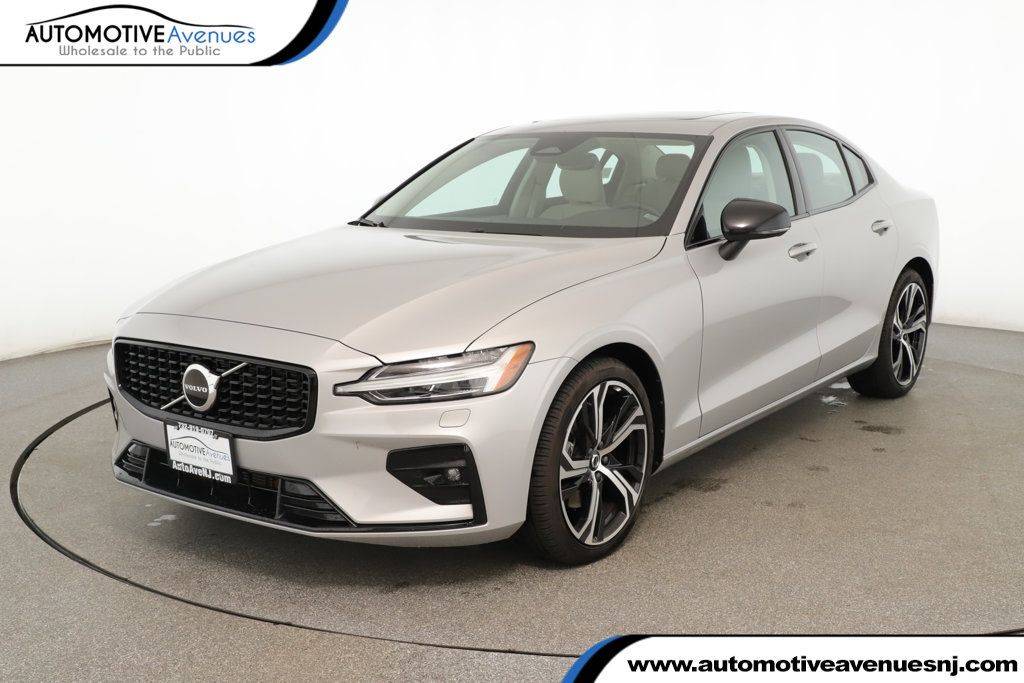 2023 Volvo S60 Core — Sedan — 5,952 mi — Wall Township, NJ