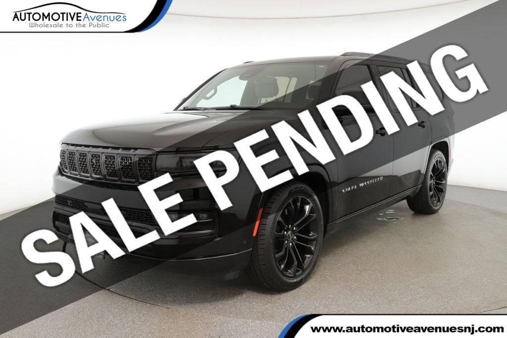 2022 Jeep Grand Wagoneer Series II — SUV — 35,605 mi — Wall Township, NJ
