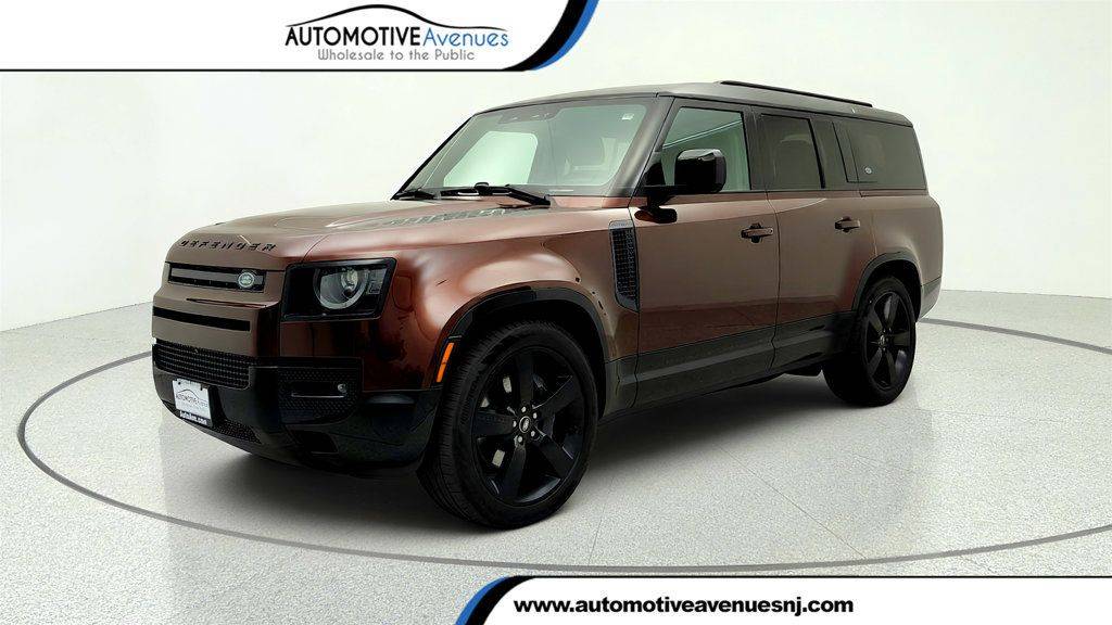 2024 Land Rover Defender X-Dynamic SE
