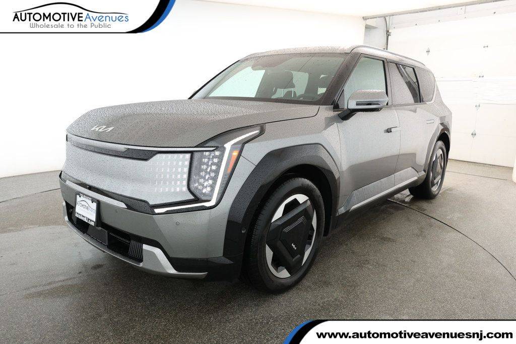 2024 Kia EV9 Land — SUV — 557 mi — Wall Township, NJ