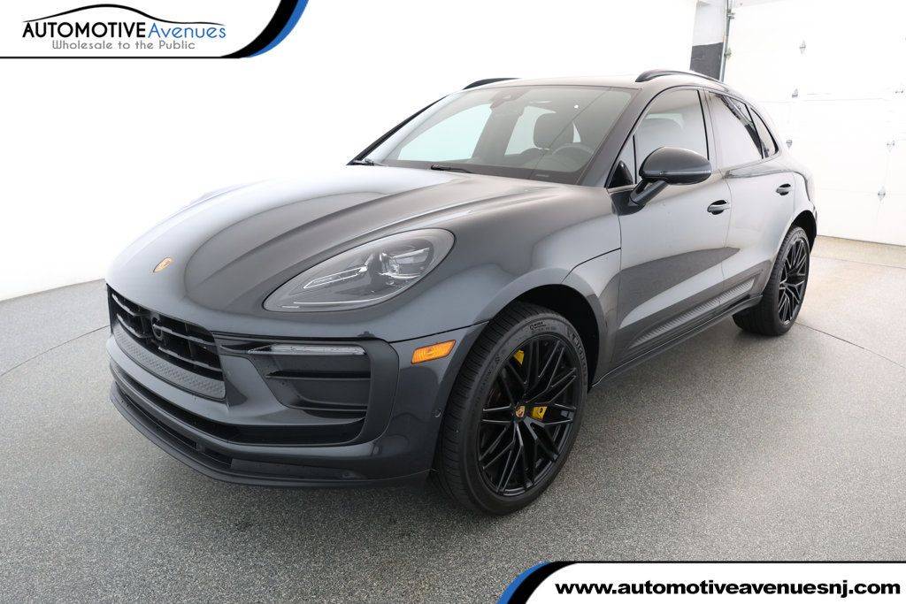 2022 Porsche Macan Standard — SUV — 30,185 mi — Wall Township, NJ