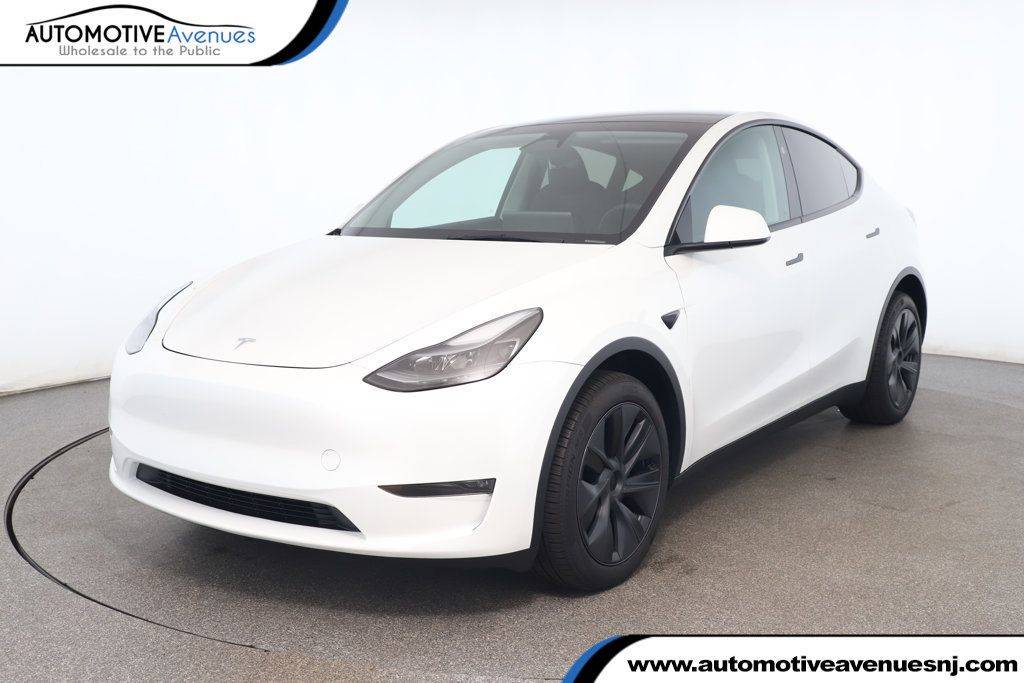 2024 Tesla Model Y Long Range — SUV — 4,511 mi — Wall Township, NJ