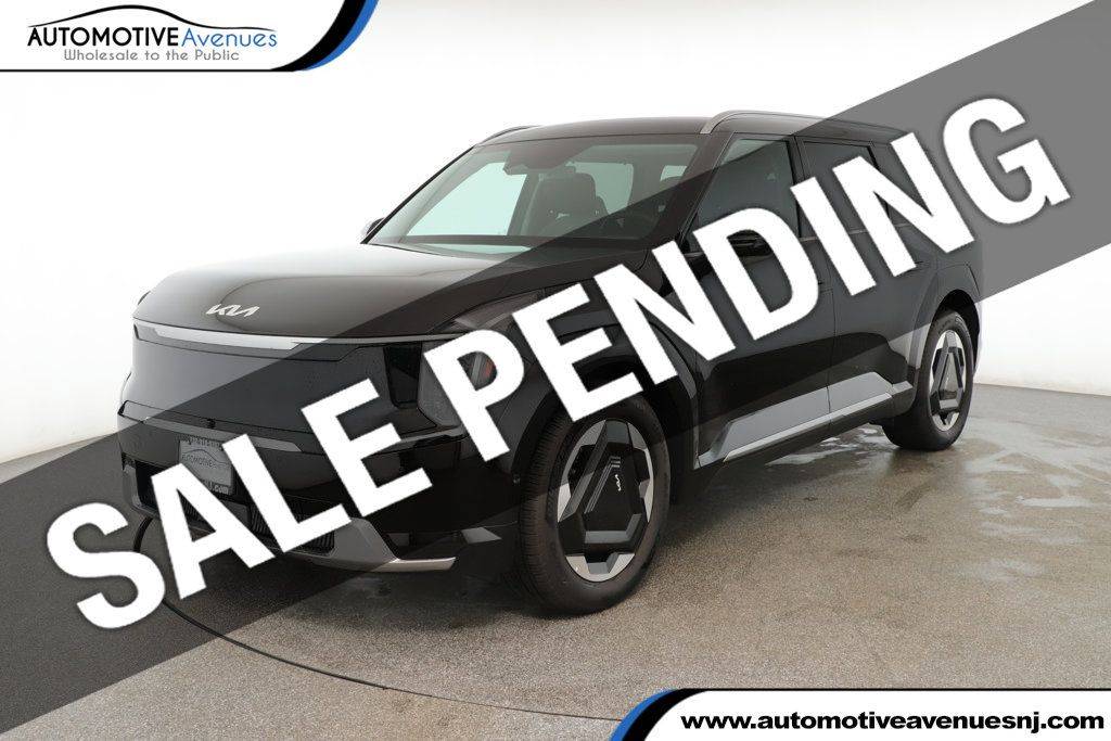2024 Kia EV9 Land — SUV — 2,779 mi — Wall Township, NJ