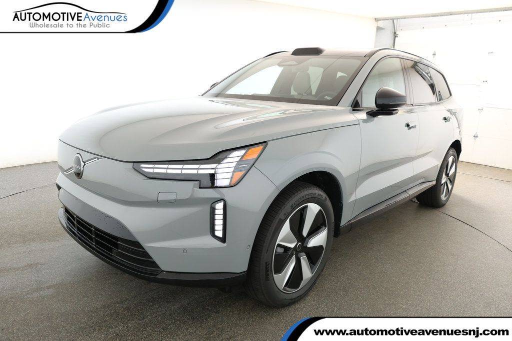 2025 Volvo EX90 Plus — SUV — 1,248 mi — Wall Township, NJ