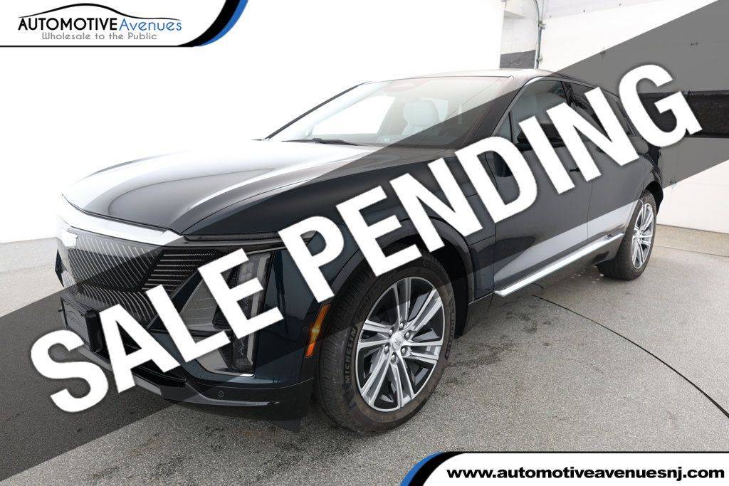2024 Cadillac LYRIQ Luxury — SUV — 14,698 mi — Wall Township, NJ