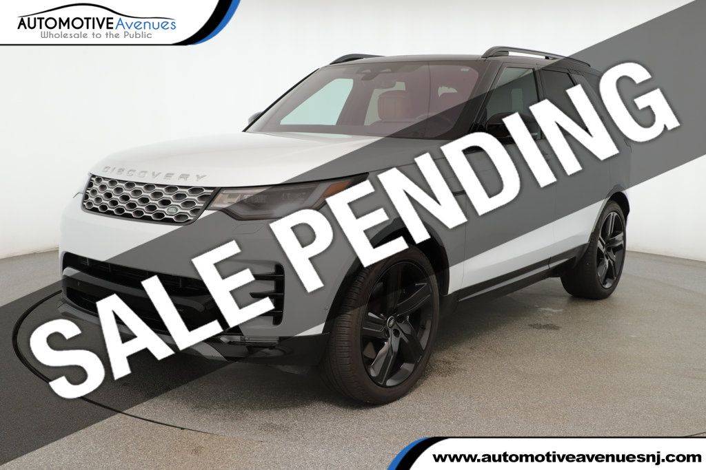2023 Land Rover Discovery Metropolitan Edition — SUV — 13,115 mi — Wall Township, NJ