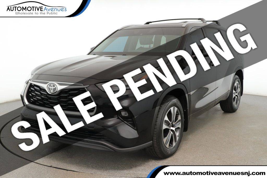 2021 Toyota Highlander XLE — SUV — 44,699 mi — Wall Township, NJ