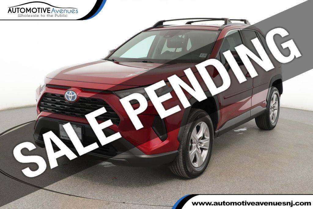2022 Toyota RAV4 Hybrid LE — SUV — 32,391 mi — Wall Township, NJ