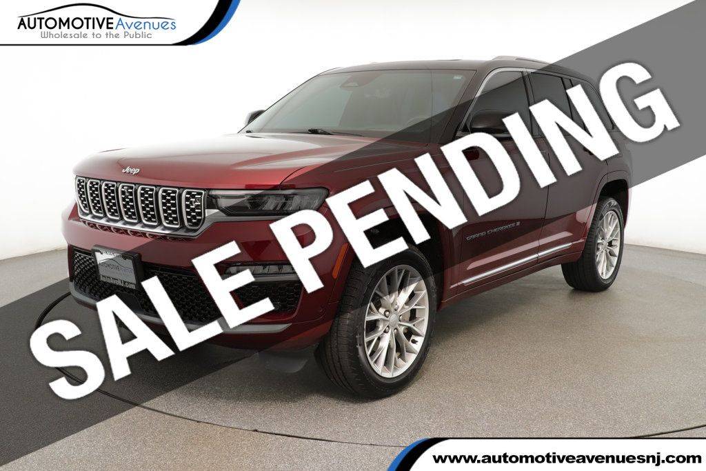 2022 Jeep Grand Cherokee Summit — SUV — 27,804 mi — Wall Township, NJ