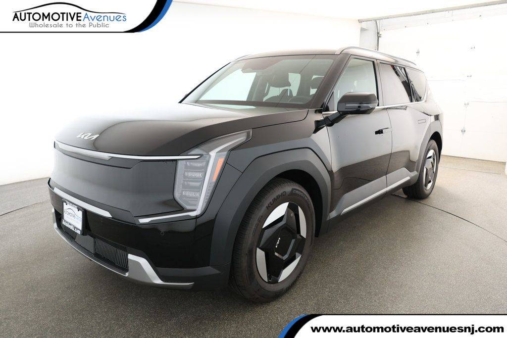 2024 Kia EV9 Wind — SUV — 8,064 mi — Wall Township, NJ