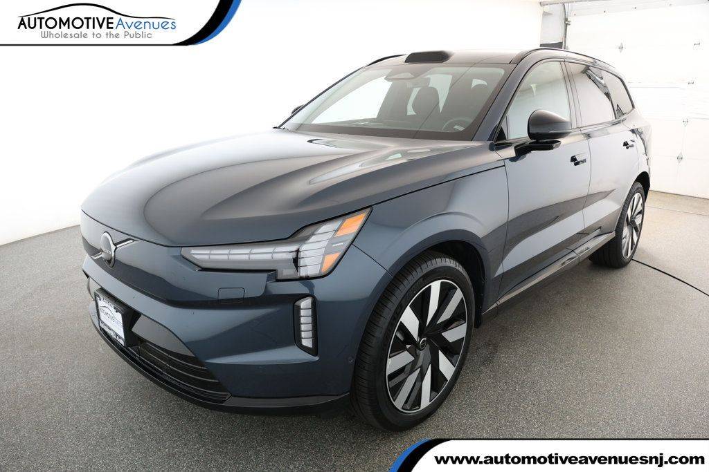 2025 Volvo EX90 Ultra — SUV — 3,376 mi — Wall Township, NJ