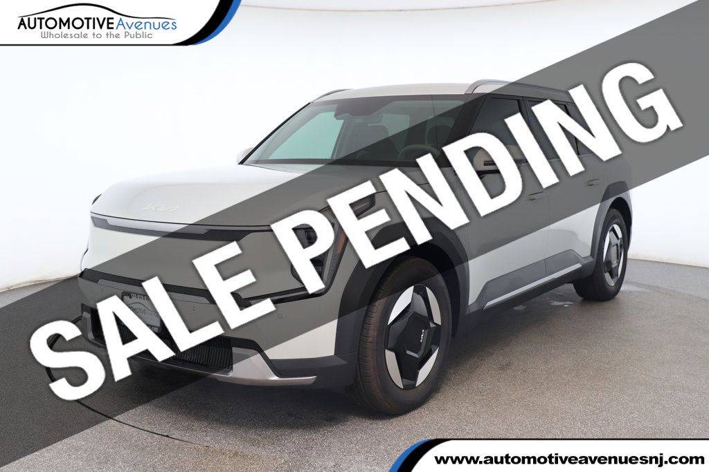 2024 Kia EV9 Wind — SUV — 1,017 mi — Wall Township, NJ