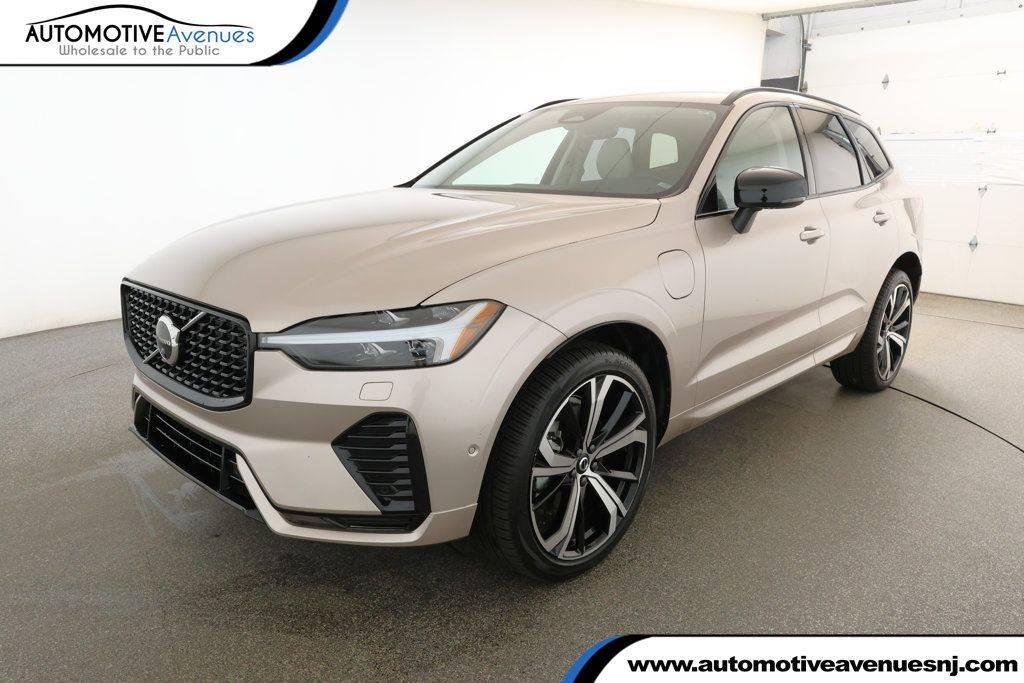 2025 Volvo XC60 Plug-In Hybrid Ultra — SUV — 1,944 mi — Wall Township, NJ