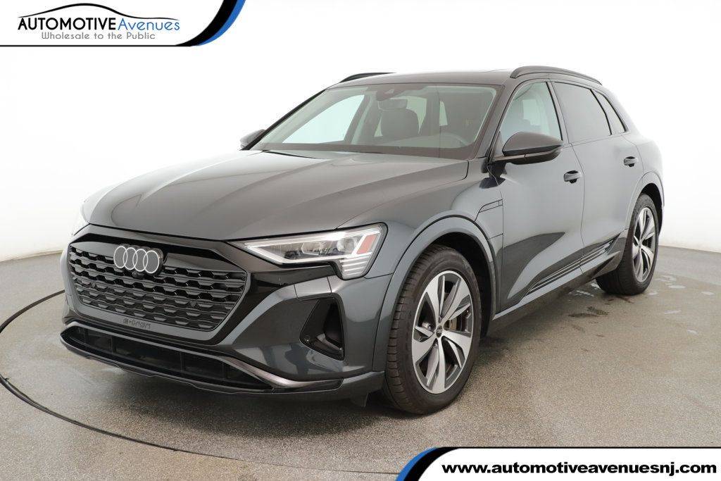 2024 Audi Q8 e-tron Premium — SUV — 17,232 mi — Wall Township, NJ