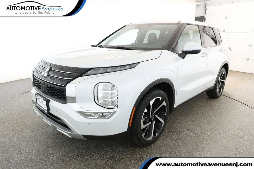 2024 Mitsubishi Outlander SE Black Edition — SUV — 8,590 mi — Wall Township, NJ
