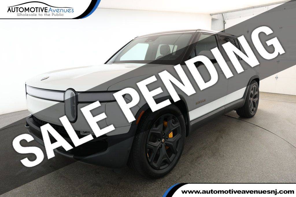 2023 Rivian R1S