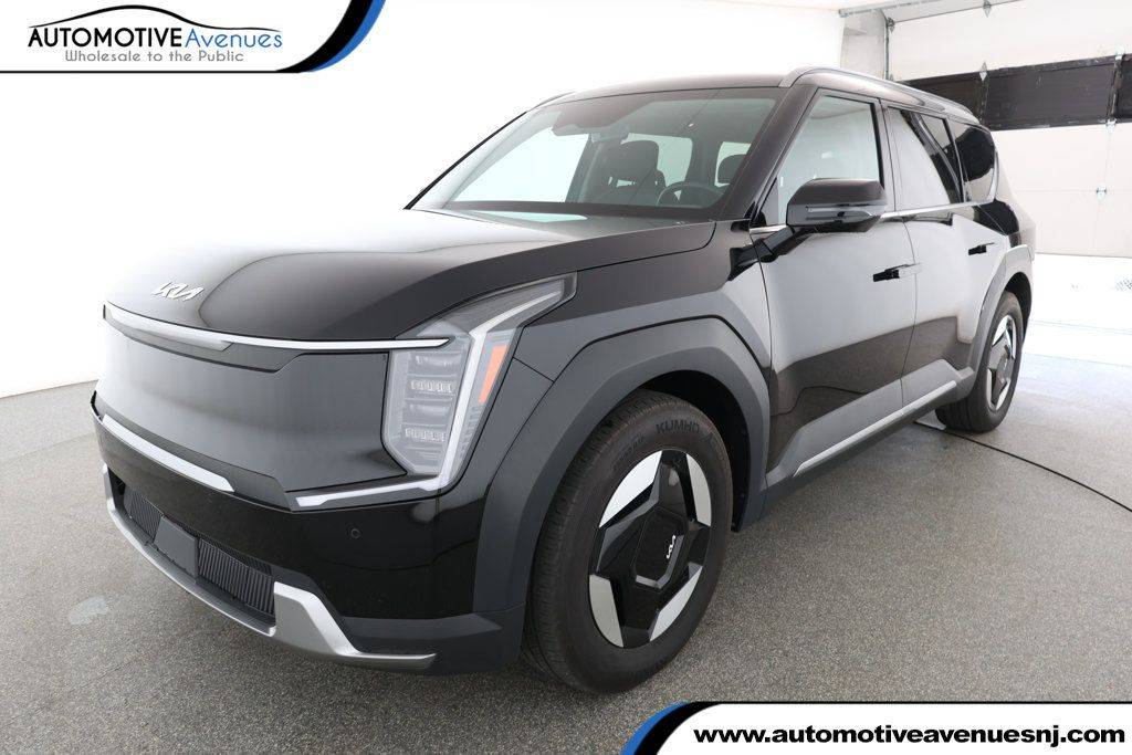2024 Kia EV9 Wind — SUV — 16,484 mi — Wall Township, NJ