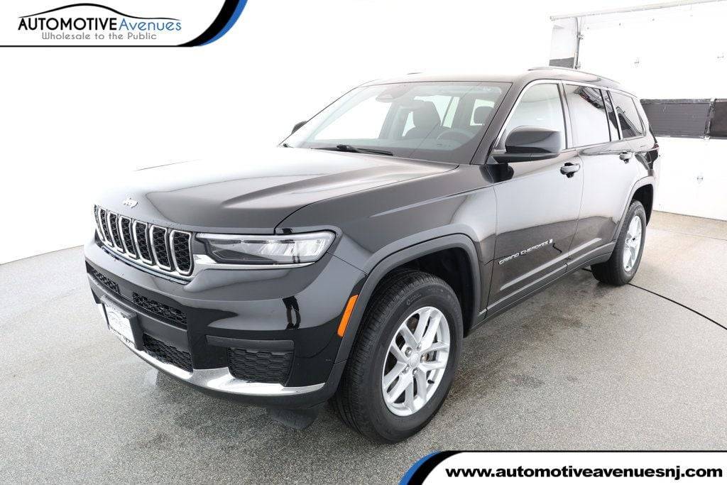 2023 Jeep Grand Cherokee Laredo — SUV — 13,135 mi — Wall Township, NJ