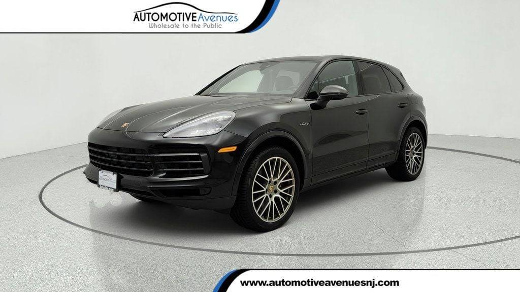 2022 Porsche Cayenne E-Hybrid Platinum Edition