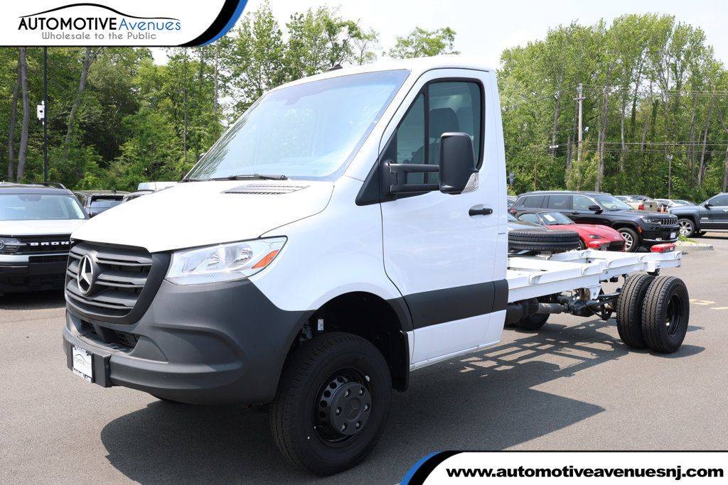 2024 Mercedes-Benz Sprinter Cab Chassis Sprinter Cab Chassis — Chassis Cab Truck — 11 mi — Wall Township, NJ