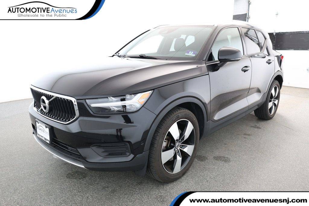 2019 Volvo XC40 Momentum — SUV — 35,276 mi — Wall Township, NJ